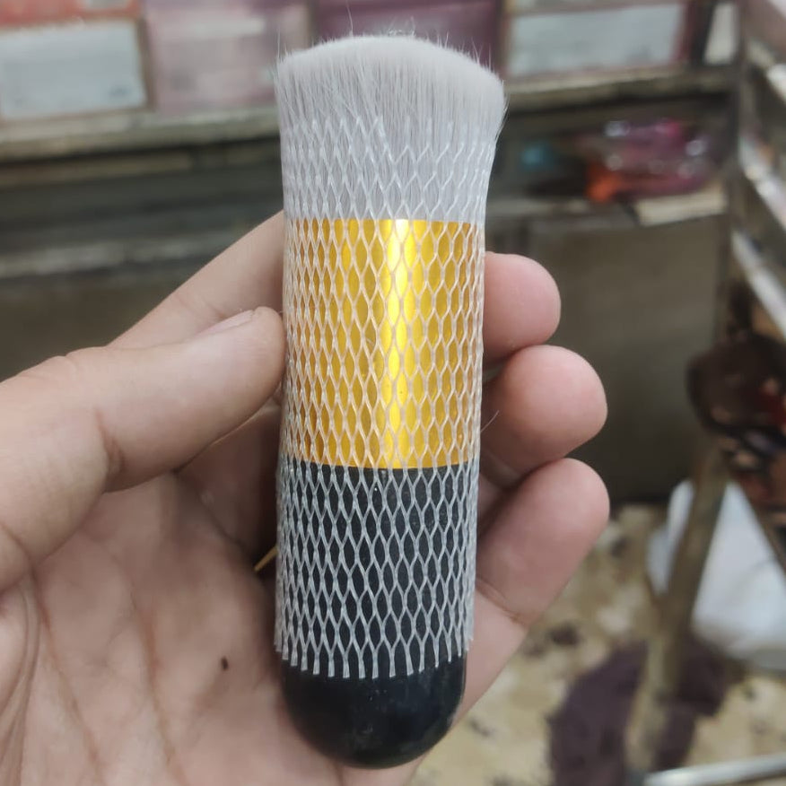 1Pc Chubby Pier Foundation Brush – Flat Cream Makeup Brush for Blending, Contouring & Smooth Application